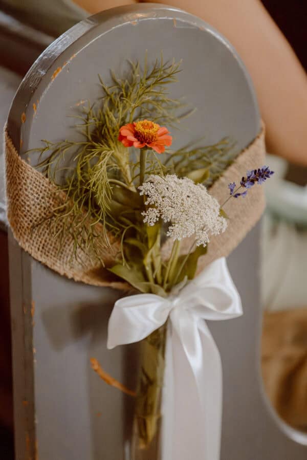 Hochzeitsblumenstrauß mit Liebe zum Detail, besondere Aufnahmen für Hochzeiten, Julian Hübner Hochzeitsfotografie deutschlandweit.